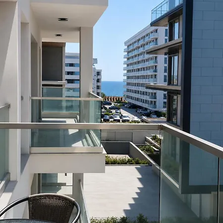 La Dragomir - In Mamaia Nord Langa Plaja Infinity Si Lidl Năvodari