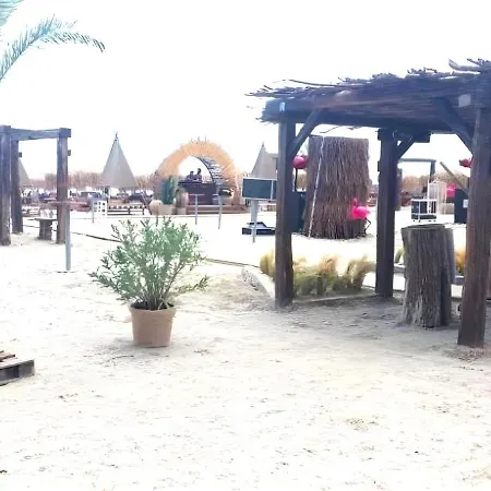 La Dragomir - In Mamaia Nord Langa Plaja Infinity Si Lidl