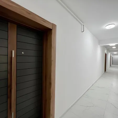 La Dragomir - In Mamaia Nord Langa Plaja Infinity Si Lidl Appartamento *